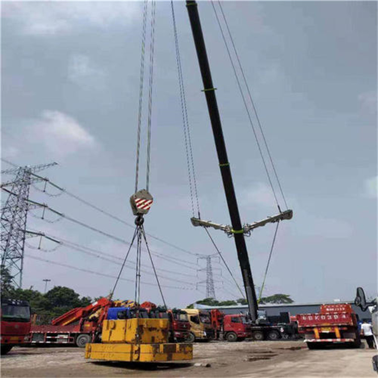 峨蔓镇风电设备吊装